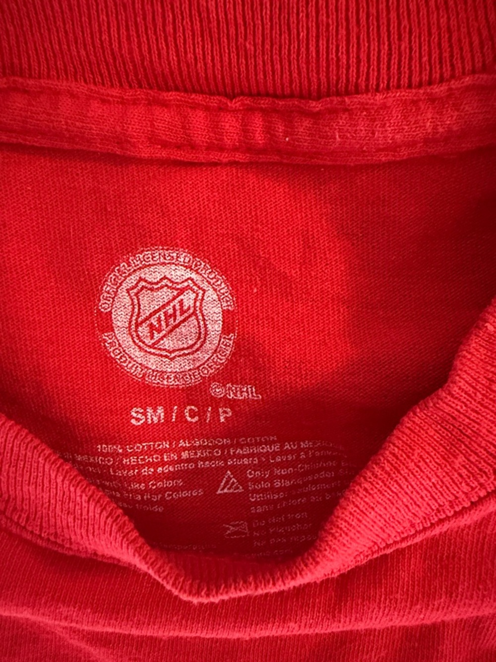 NHL Calgary Flames Red Graphic Tee - Picture 3 of 3